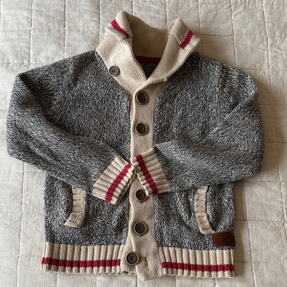 Roots cabin Gray and Cream Button-Up Cardigan with Red Accents